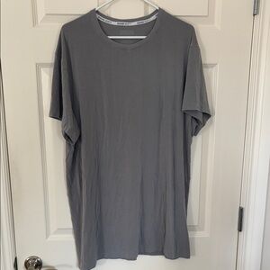 Duluth Trading Co Gray Short Sleeve Tee